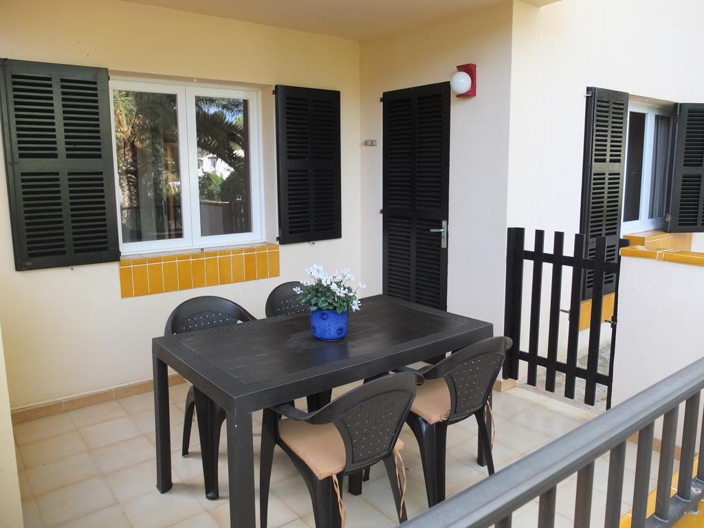 Apartamentos Los Pinos Cala Murada  Habitación foto
